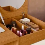 Tocador de madera moderno para mujer en recámara estilo contemporáneo cinamomo
